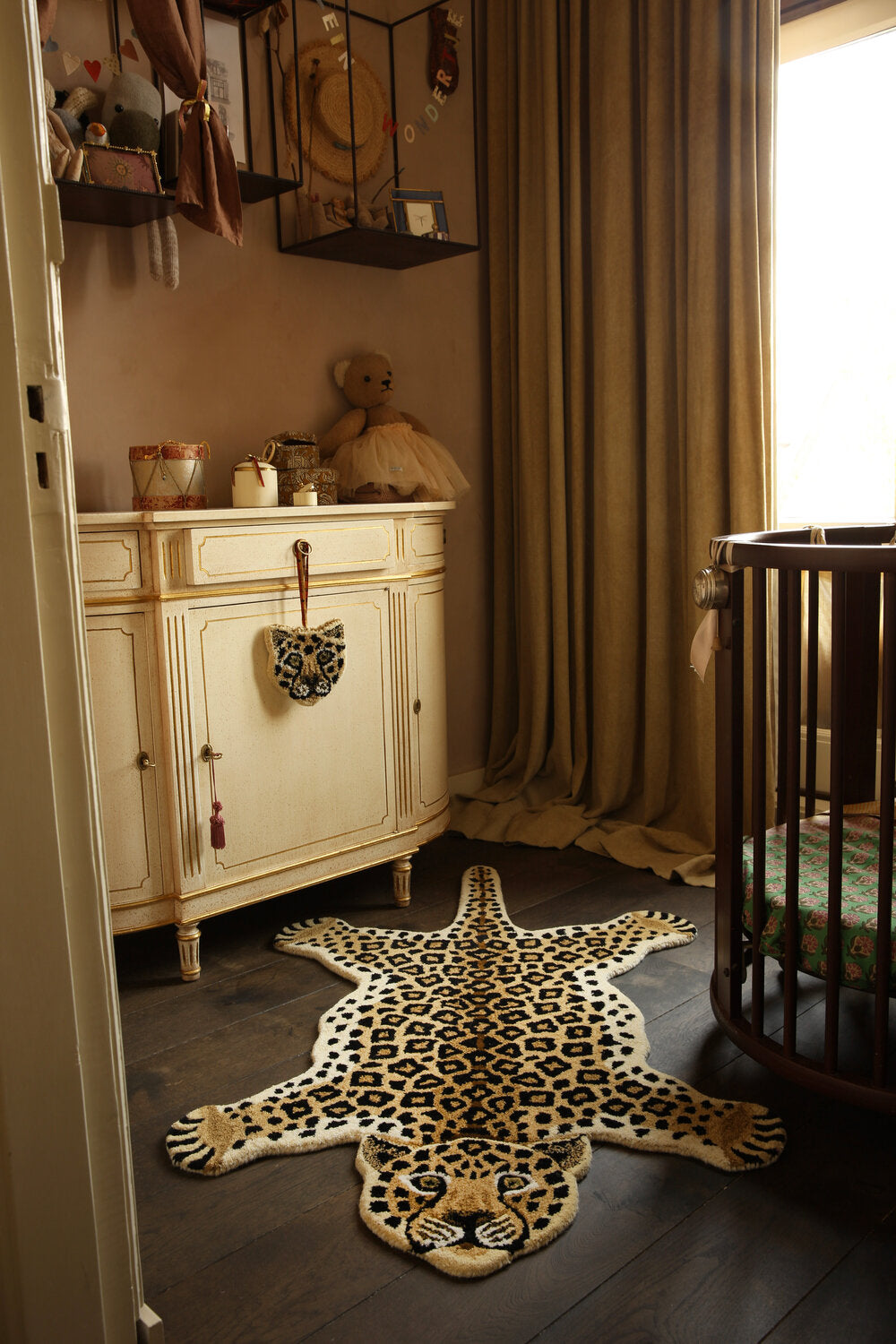 Loony Leopard gulvtæppe, Large - Brown